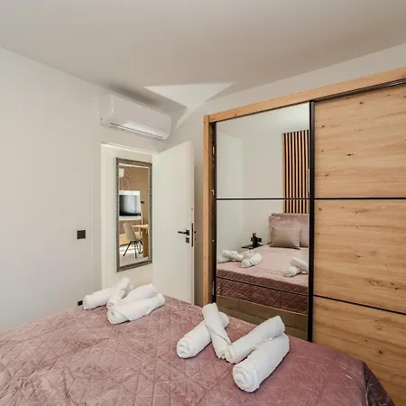 Apartamento La E Bella *