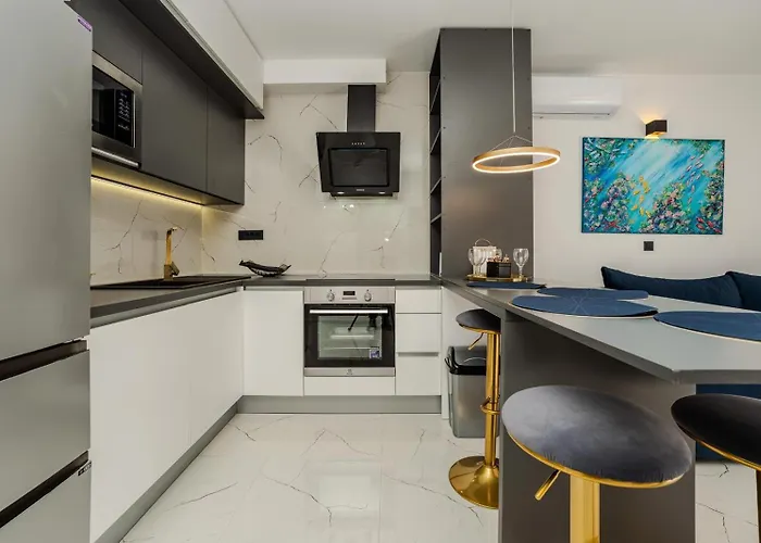 Apartment La E Bella